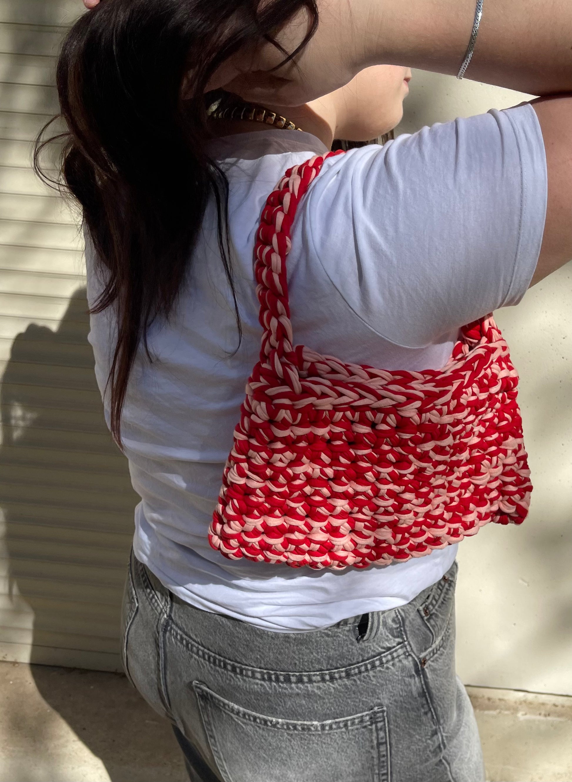 sac en crochet rouge et rose fait main